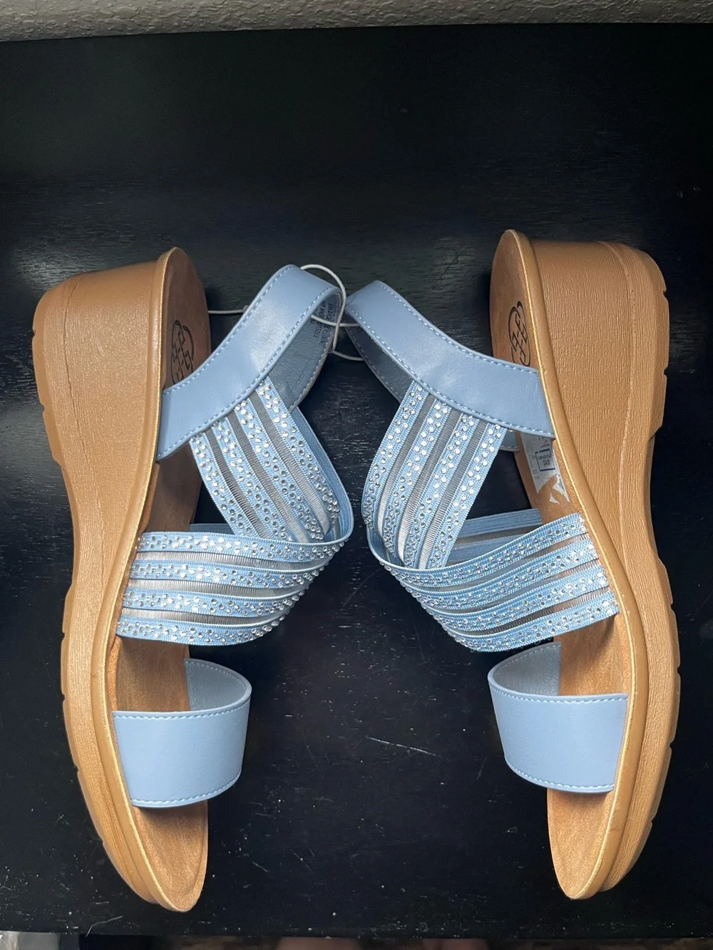 Daisy Fuentes Low Wedge Strap Sandal Light Blue Gray Open Toe Womens Size 6.5W
